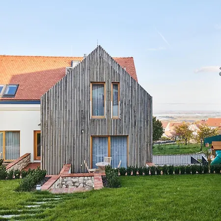 Poharek Appartement Pavlov